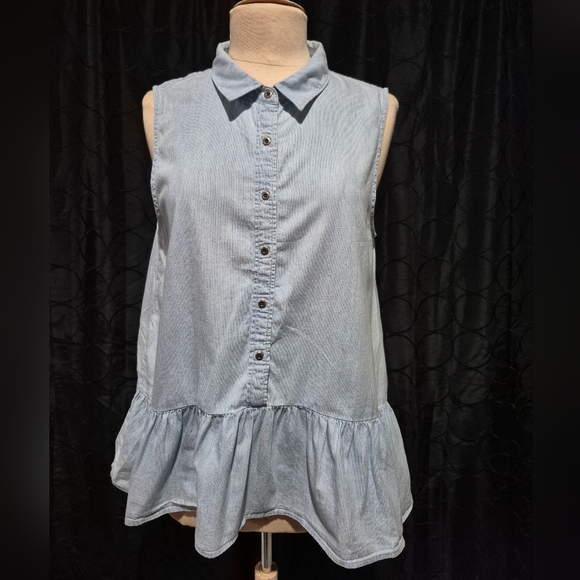 Sleeveless Button-Down Denim Dress - Picture 1 of 5